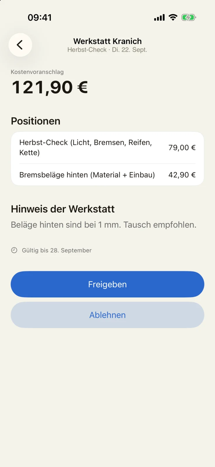GoBike-App: Kostenvoranschlag der Werkstatt Kranich über 121,90 Euro für den Herbst-Check mit Positionen, Hinweis der Werkstatt und den Schaltflächen Freigeben und Ablehnen